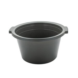 Kosz z uchwytem o pojemności 24 litrów, idealny do przechowywania i organizacji w kuchni lub warsztacie. Trwała konstrukcja zapewnia wygodny transport i użytkowanie na co dzień.